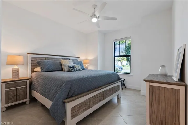 Front guest bedroom