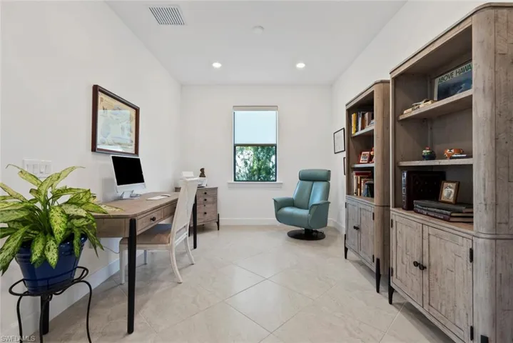 Flex Room