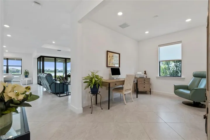 Flex Room