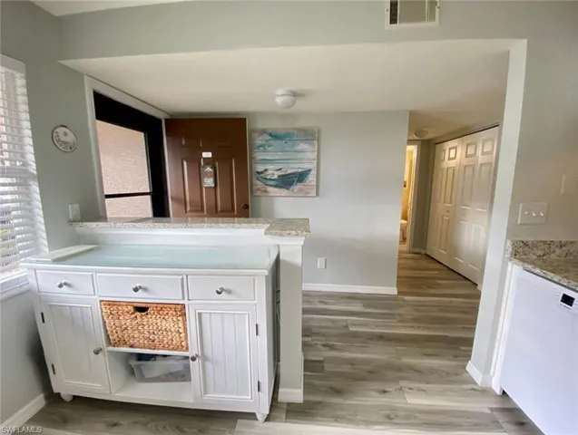 5725  Foxlake  DR, North Fort Myers, FL 33917
