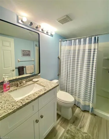 5725  Foxlake  DR, North Fort Myers, FL 33917