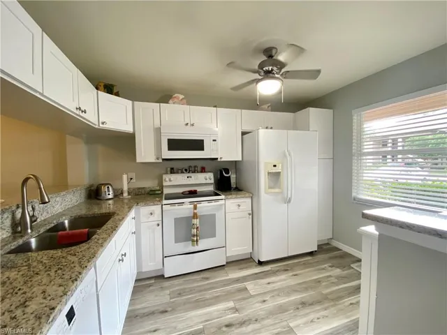 5725  Foxlake  DR, North Fort Myers, FL 33917