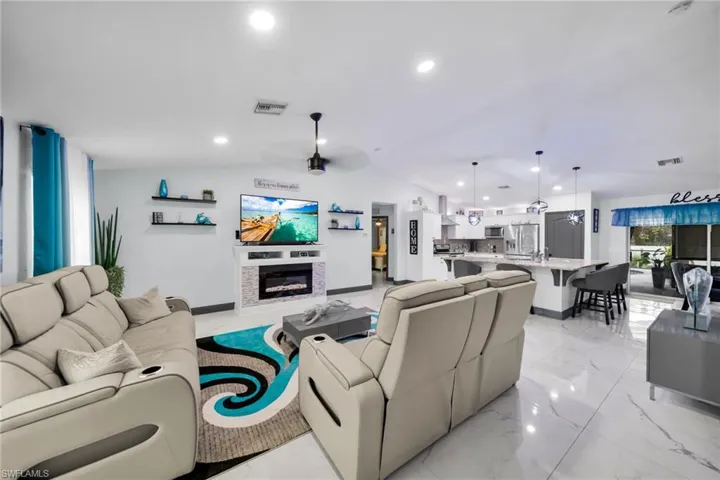 2812 Karen Ave N, Lehigh Acres, Florida 33971