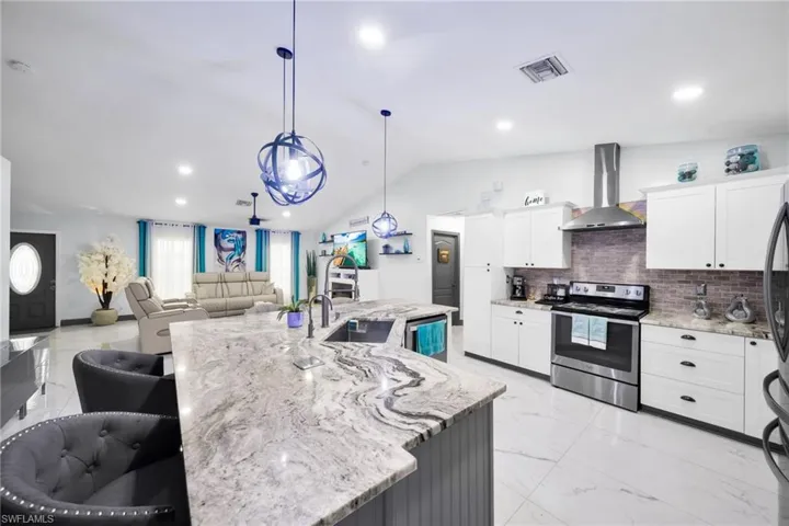2812 Karen Ave N, Lehigh Acres, Florida 33971