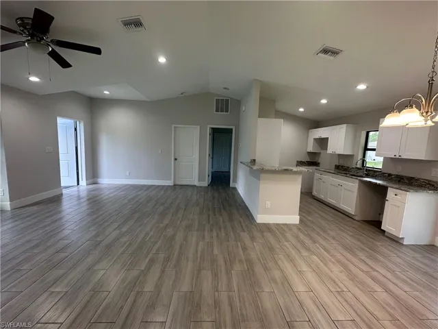 1046  Cheney  AVE, Lehigh Acres, FL 33974