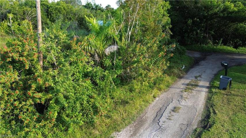 120  Dow  LN, NORTH FORT MYERS, FL 33917