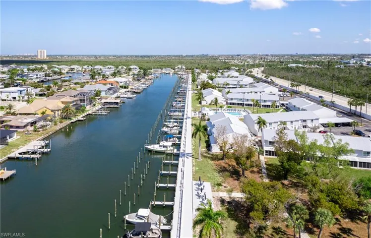 18034 San Carlos Blvd 103, Fort Myers Beach, Florida 33931