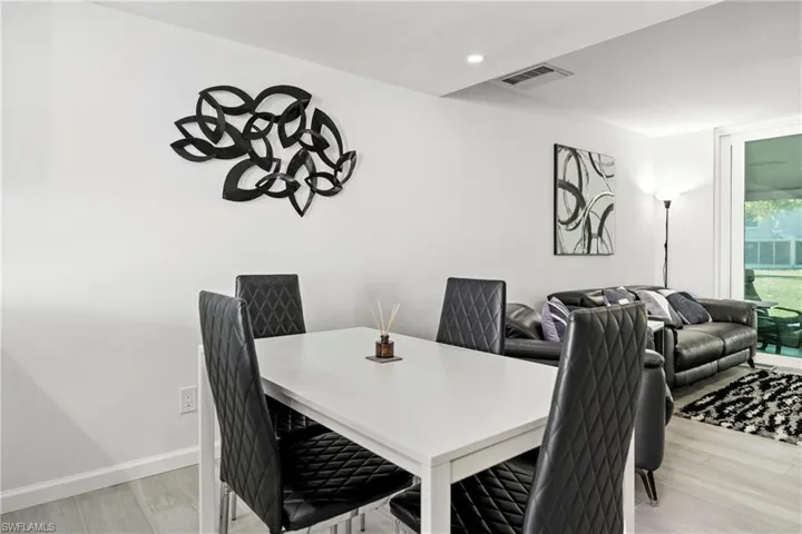 18034 San Carlos Blvd 103, Fort Myers Beach, Florida 33931