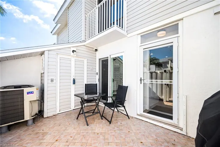 18034 San Carlos Blvd 103, Fort Myers Beach, Florida 33931