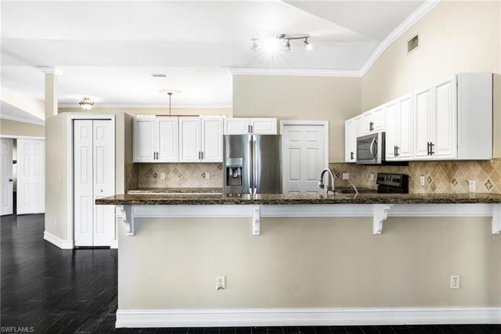 Breakfast Bar