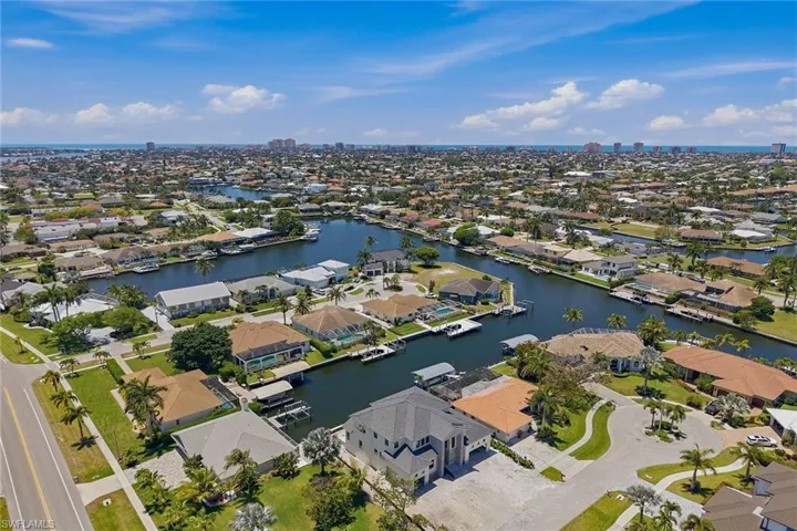 1790 Maywood Ct, Marco Island, Florida 34145