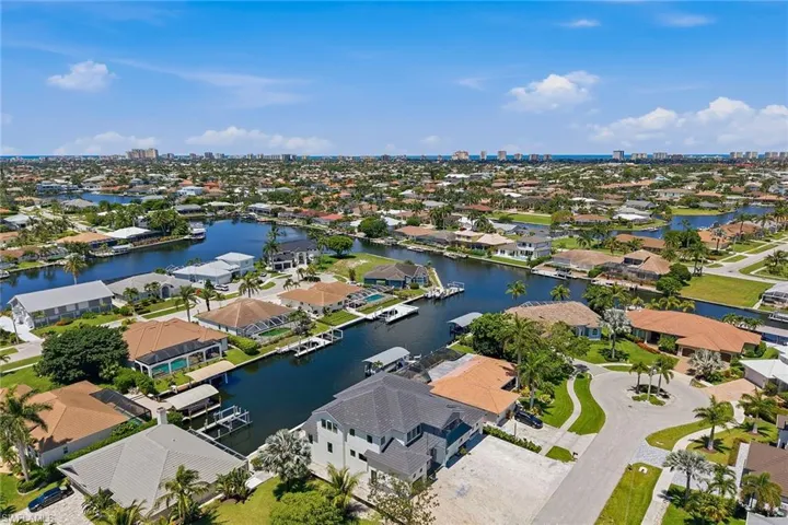 1790 Maywood Ct, Marco Island, Florida 34145