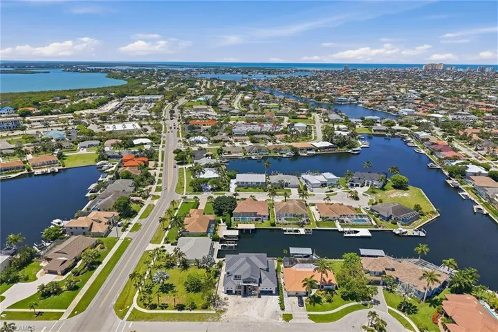 1790 Maywood Ct, Marco Island, Florida 34145