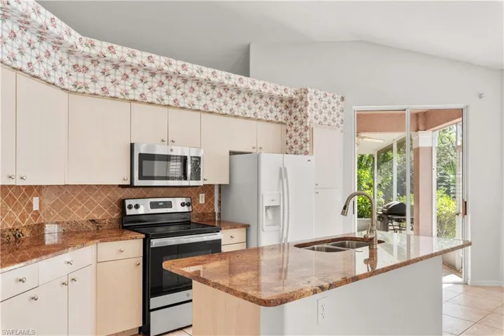 1159 Silverstrand Dr, Naples Fl 34110