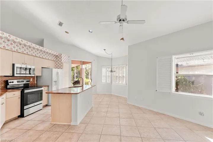 1159 Silverstrand Dr, Naples Fl 34110
