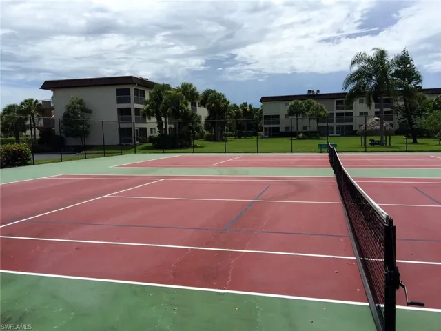 1004 Manatee Rd H204, Naples, Florida 34114