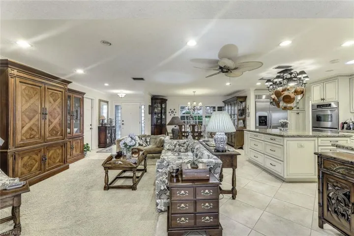 Spacious Great Room floorplan is perfect for entertaining family & friends!