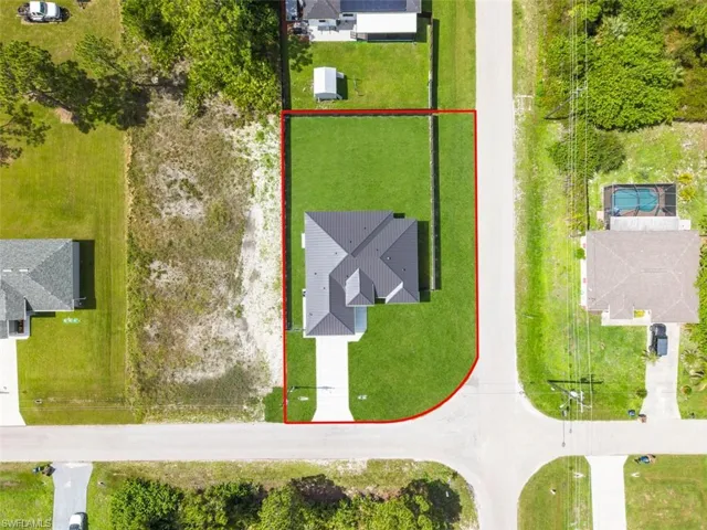 2911 38th St W, Lehigh Acres, Florida 33971