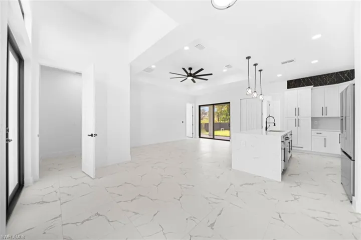 2911 38th St W, Lehigh Acres, Florida 33971