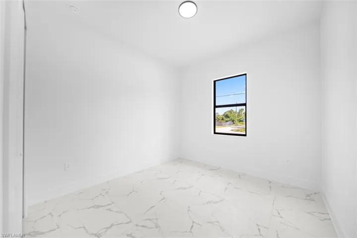 2911 38th St W, Lehigh Acres, Florida 33971