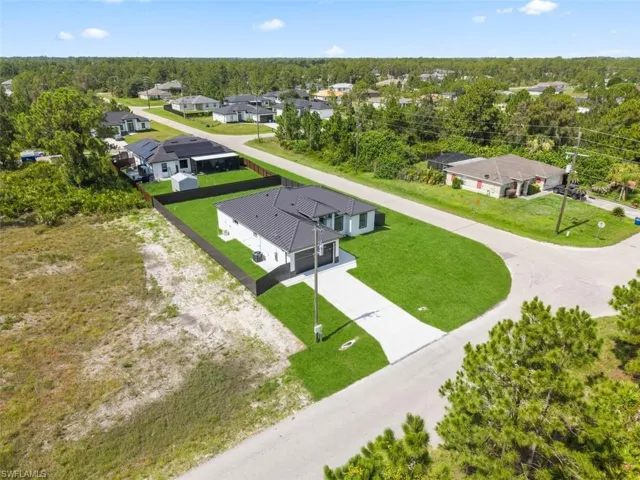 2911 38th St W, Lehigh Acres, Florida 33971
