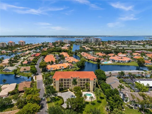 15121 Laguna Dr 102, Fort Myers, Florida 33908