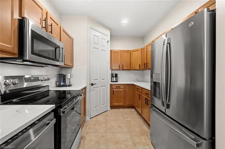 15121 Laguna Dr 102, Fort Myers, Florida 33908