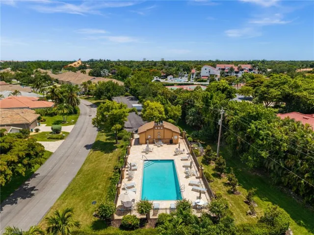 15121 Laguna Dr 102, Fort Myers, Florida 33908