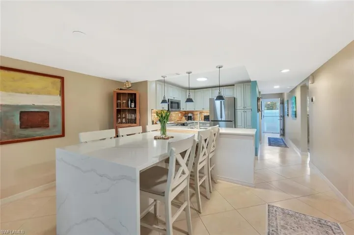 4200  Belair  LN, Naples, FL 34103