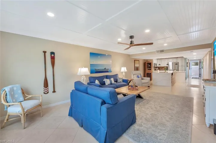 4200  Belair  LN, Naples, FL 34103