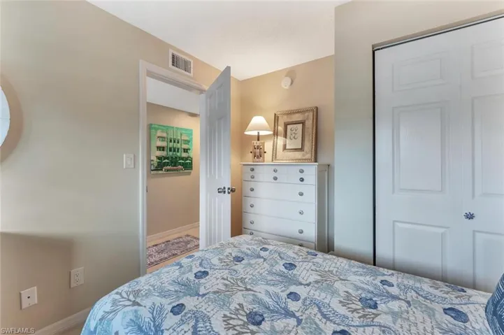 4200  Belair  LN, Naples, FL 34103