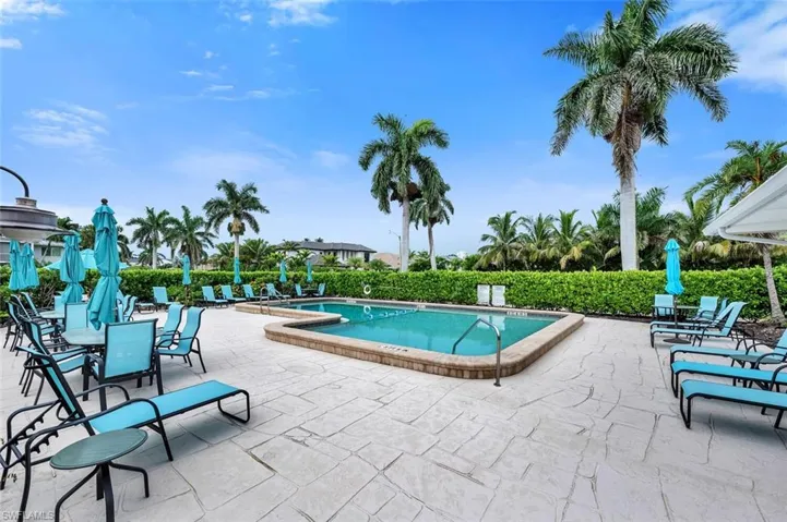 4200  Belair  LN, Naples, FL 34103