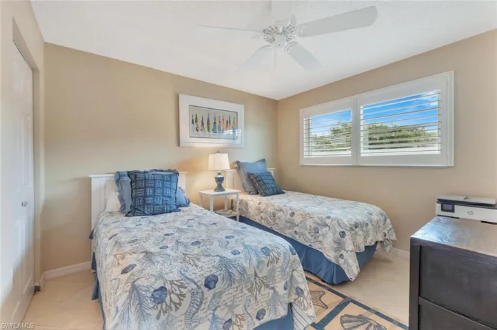 4200  Belair  LN, Naples, FL 34103