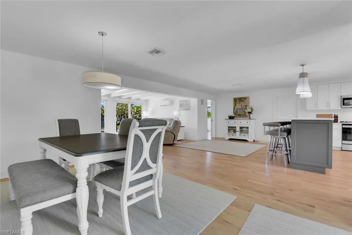 367 Mooring Line Dr, Naples, Florida 34102