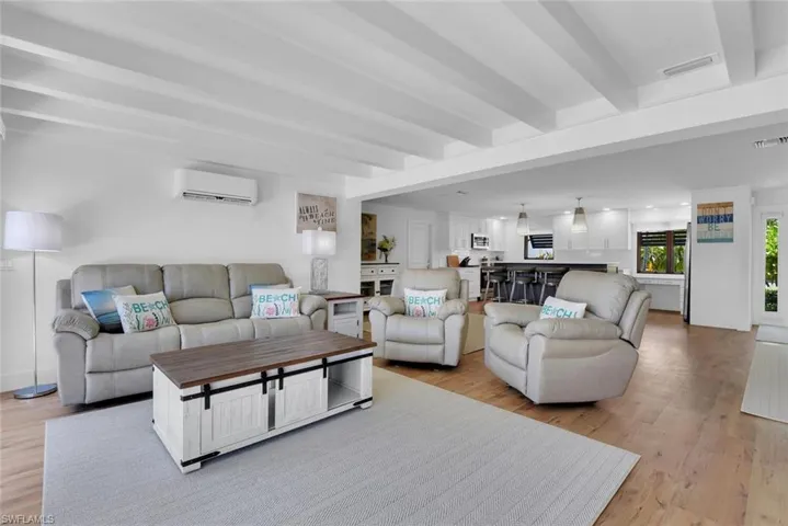 367 Mooring Line Dr, Naples, Florida 34102