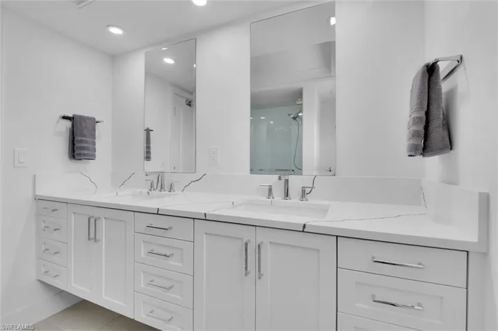 367 Mooring Line Dr, Naples, Florida 34102