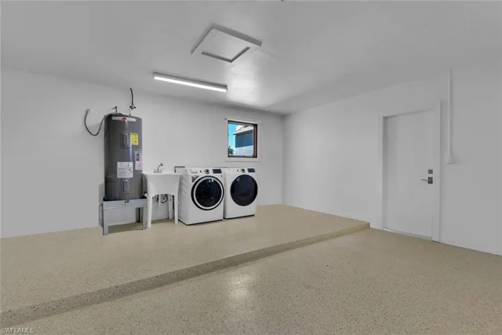 367 Mooring Line Dr, Naples, Florida 34102