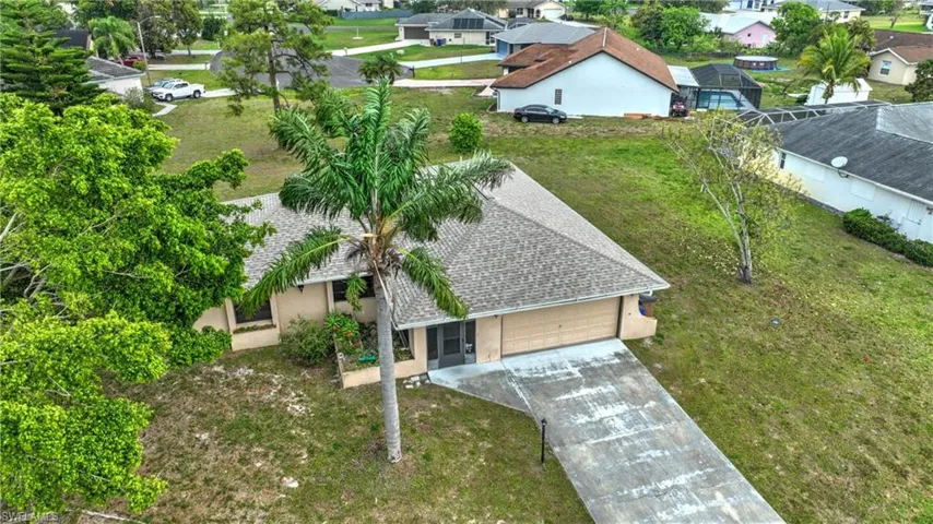 603  Weston  RD, Lehigh Acres, FL 33936