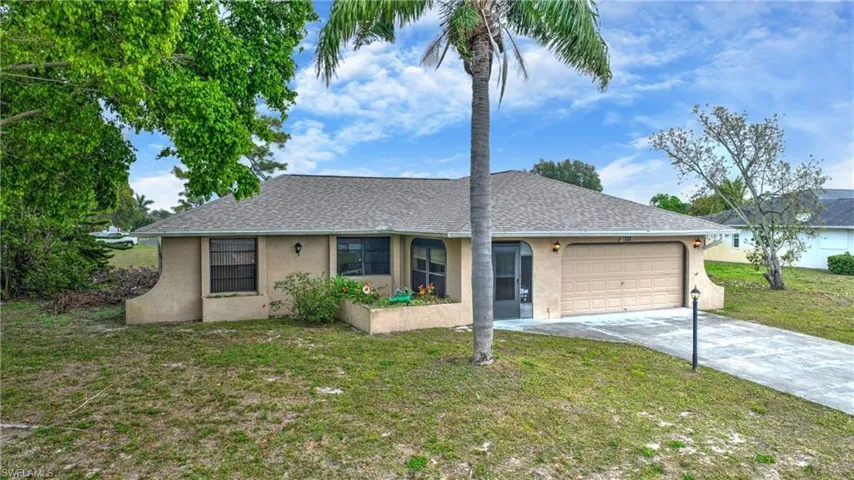 603  Weston  RD, Lehigh Acres, FL 33936