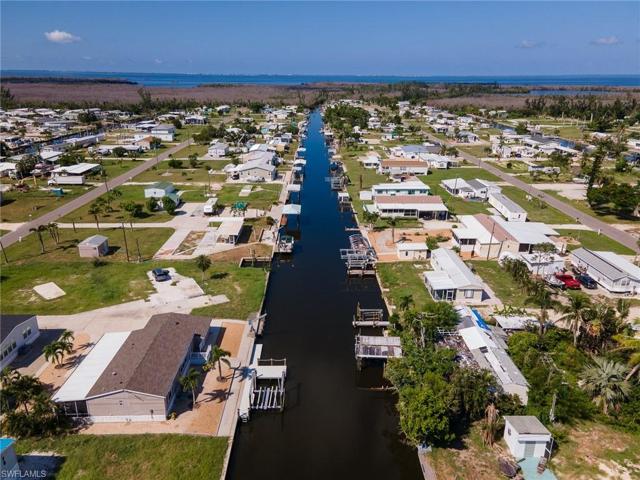 4922 Sandpiper Dr, Saint James City, FL 33956