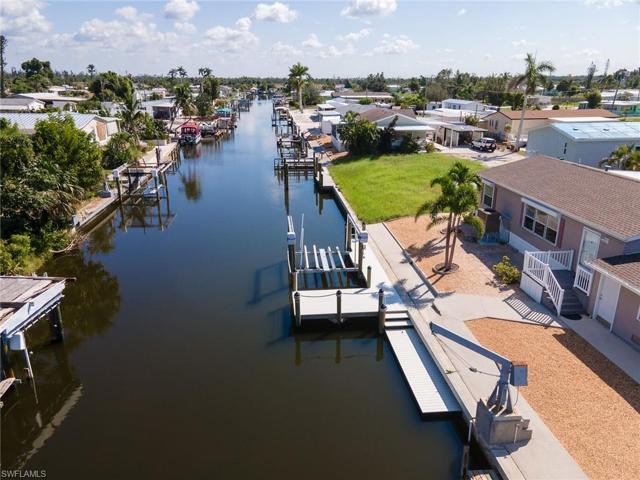 4922 Sandpiper Dr, Saint James City, FL 33956