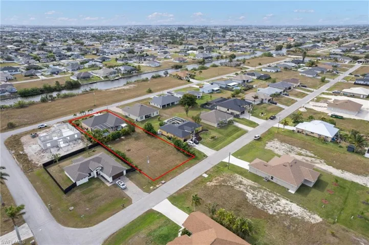 Birds eye view of property