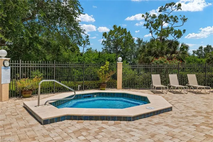 8430 Charter Club Cir # 13, Fort Myers Fl 33919