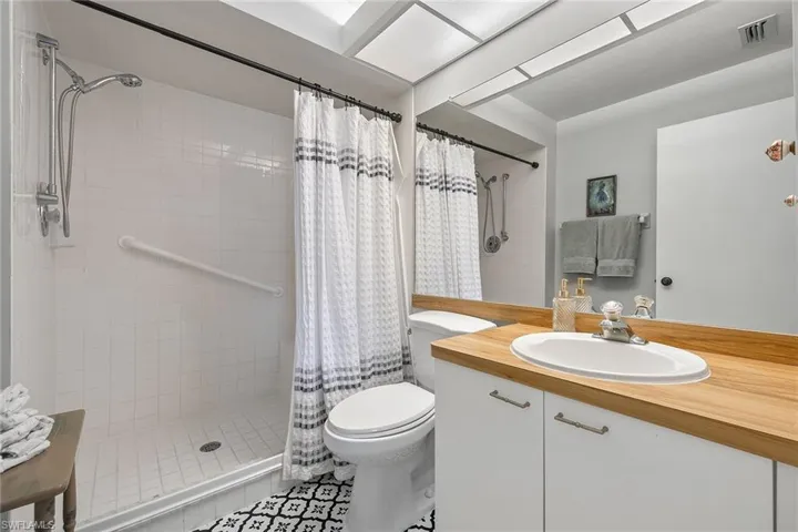 8430 Charter Club Cir # 13, Fort Myers Fl 33919