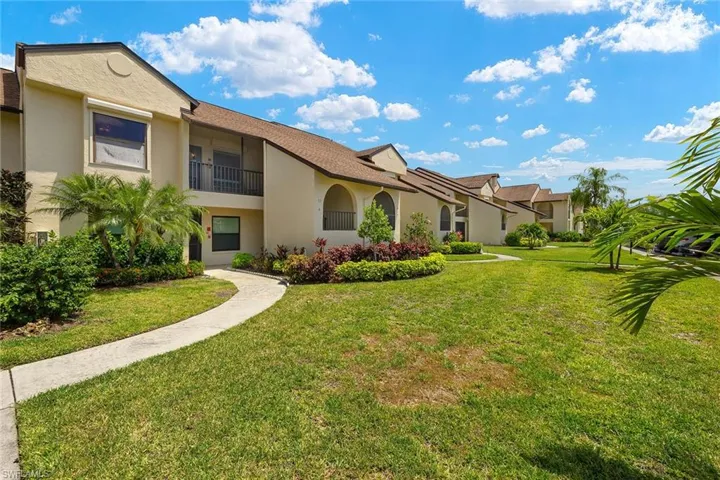 8430 Charter Club Cir # 13, Fort Myers Fl 33919