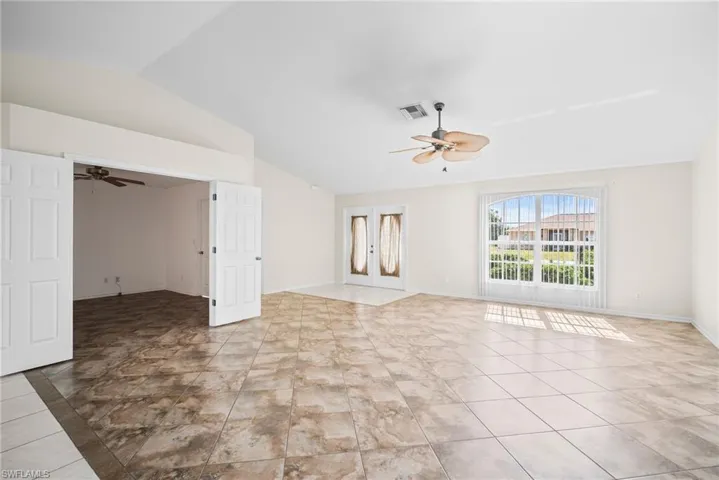 879  Rue Labeau  CIR, Fort Myers, FL 33913