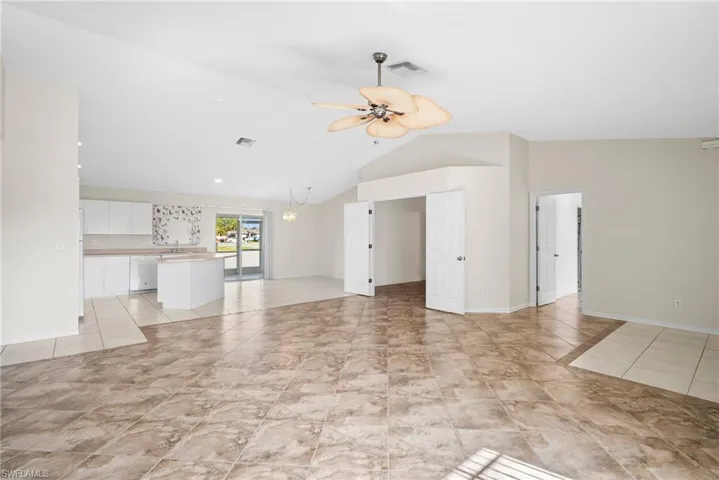 879  Rue Labeau  CIR, Fort Myers, FL 33913