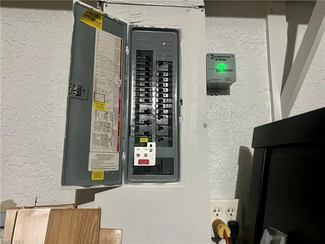 Generator ready hook up with lock out switch.