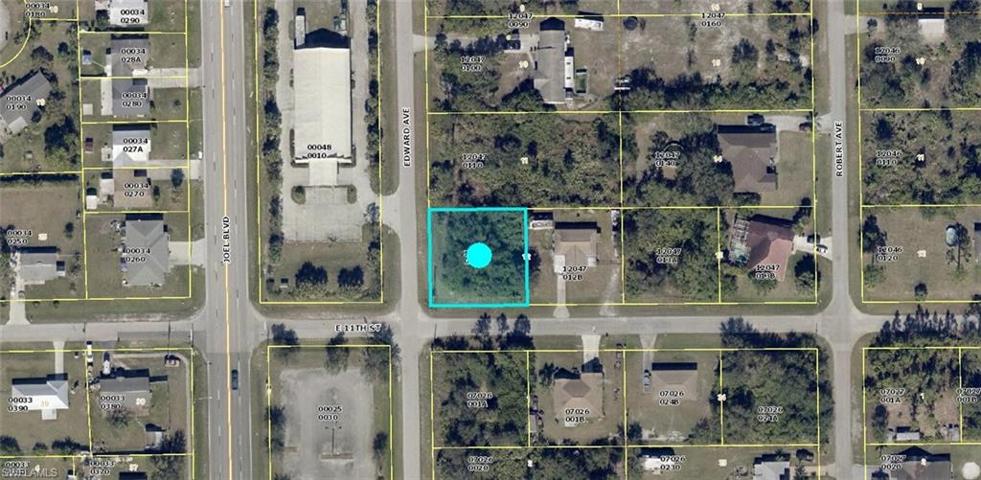 2401 E 11th ST, LEHIGH ACRES FL 33936