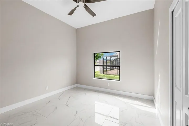 Guest bedroom 2